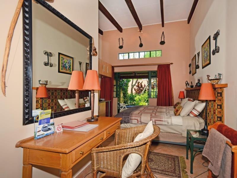 Cherry Tree Cottage B&B Linden Йоханесбург Екстериор снимка