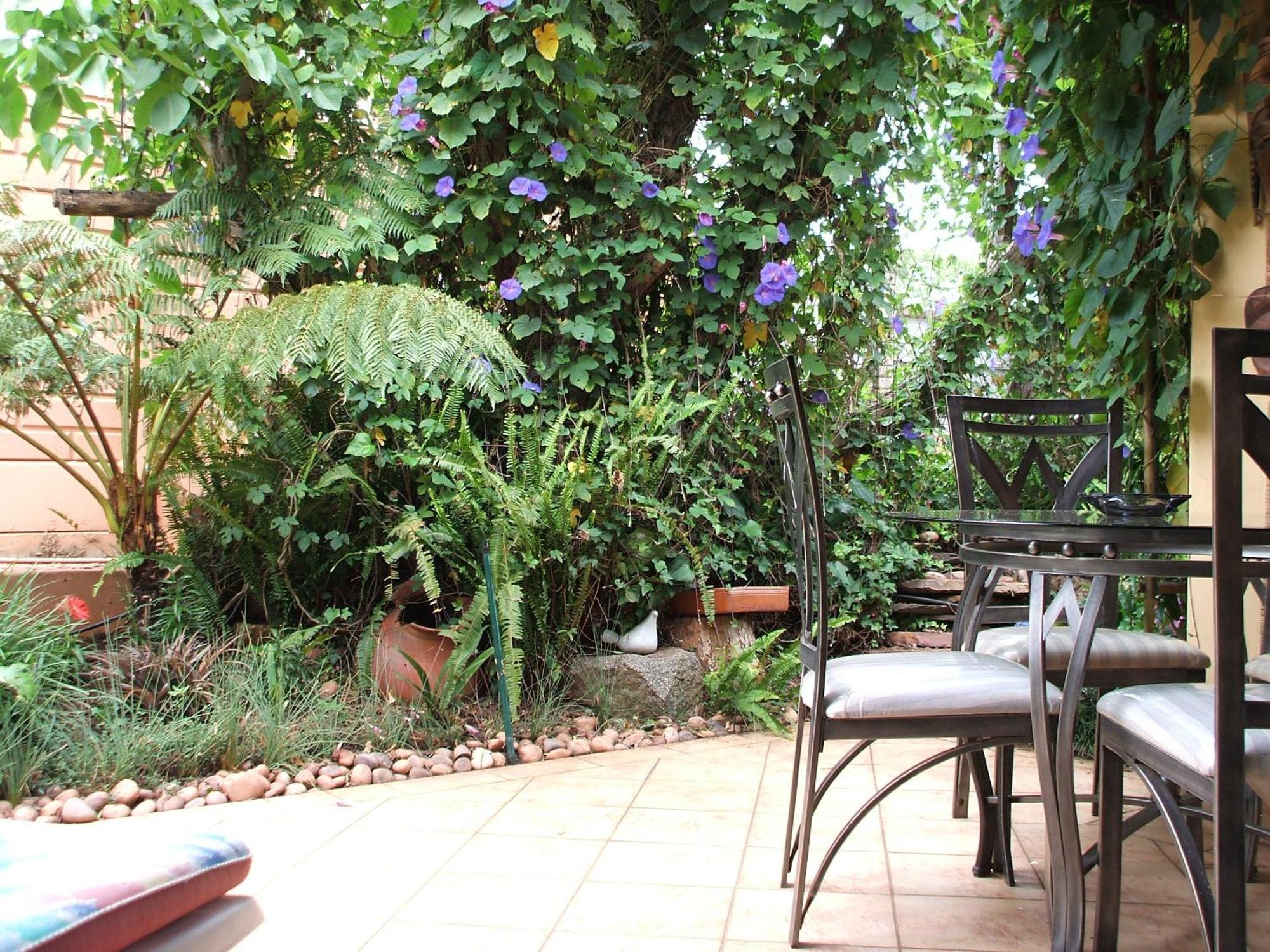 Cherry Tree Cottage B&B Linden Йоханесбург Екстериор снимка