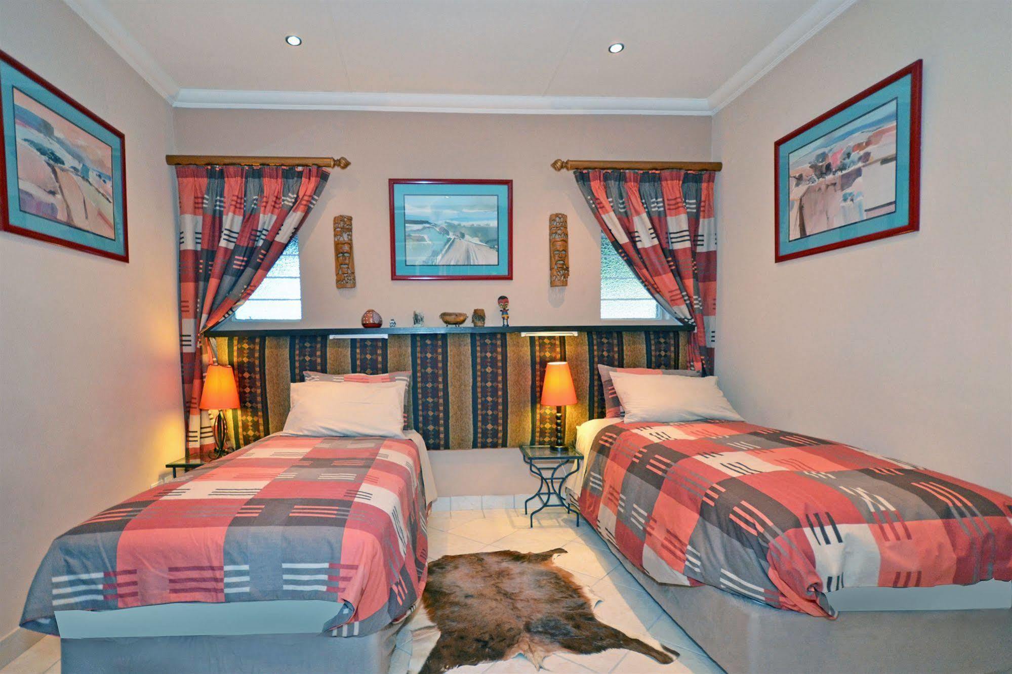 Cherry Tree Cottage B&B Linden Йоханесбург Екстериор снимка