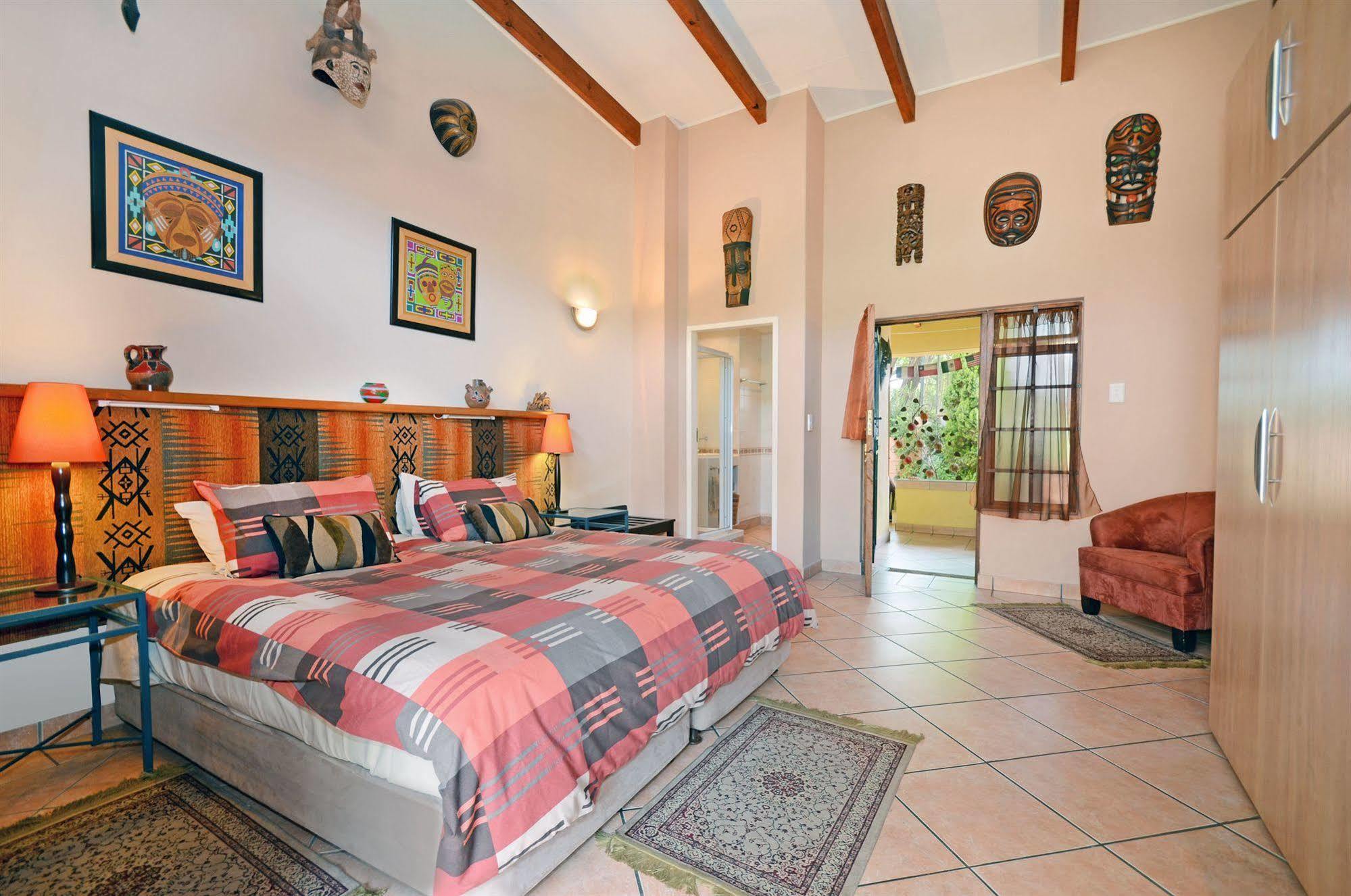 Cherry Tree Cottage B&B Linden Йоханесбург Екстериор снимка